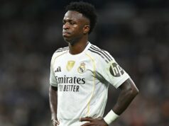Búrlivý rok Viniciusa Juniora: JAMES SHARPE o tom, prečo prehra brazílskej hviezdy Ballon d’Or viedla k chaosu v Reale Madrid a nepríjemnému prirovnaniu Neymara Vinicius Junior vyzerá čoraz viac ako hráč v zmätku, odkedy minuloročné premeškanie Zlatej lopty