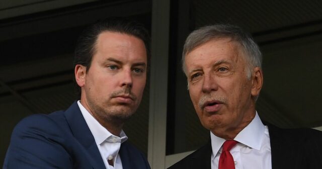 Mathieu Flamini z Getafe CF sa pozerá pred zápasom La Ligy medzi Realom Valladolid CF a Getafe CF na ihrisku Jose Zorrilla 14. apríla 2019 v španielskom Valladolide.