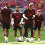 Bývalá hviezda Liverpoolu vyzýva Slotu, aby opustil Mohameda Salaha