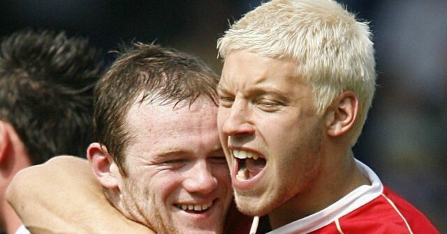 Bývalá hviezda Man Utd stratila všetok cit v prstoch na Bývalý útočník Manchestru United Alan Smith prezradil, že už nemá cit v troch prstoch na nohách