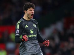 Bývalá hviezda Man Utd vysvetľuje kľúčový faktor, ktorý odlišuje Senne Lammens od Andre Onana Senne Lammens z Manchestru United oslavuje prvý gól svojho tímu počas zápasu Premier League proti Brightonu