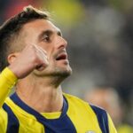 Dušan Tadič, na fotke počas svojho pôsobenia vo Fenerbahce, raz ukázal, že nie je muž, s ktorým by sa mal zahrávať