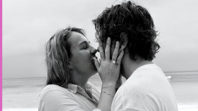 Bývalá svetová 11 hviezda WTA oznámila zasnúbenie s „veľmi poburujúcim Bývalá svetová 11 hviezda WTA oznámila zasnúbenie s „veľmi poburujúcim chlapom“