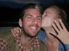 Bývalá svetová osmička oznámila zasnúbenie sa s partnerom, ktorý nemal záujem. Bývalá svetová osmička oznámila zasnúbenie sa s partnerom, ktorý nemal záujem.