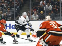 Bývalý Duck Corey Perry posilní Kings, no tí padnú vo vhadzovaní na diaľnici Bývalý Duck Corey Perry posilní Kings, no tí padnú vo vhadzovaní na diaľnici