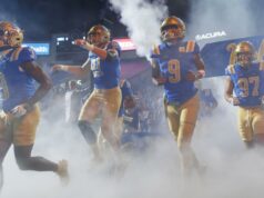 Bývalý šéf futbalového NIL kolektívu UCLA vinu popiera Bývalý šéf futbalového NIL kolektívu UCLA vinu popiera