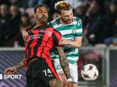 Celtic výkon nebol dosť dobrý – Liam Scales na Midtjylland Liam Scales playing for Celtic against Midtjylland