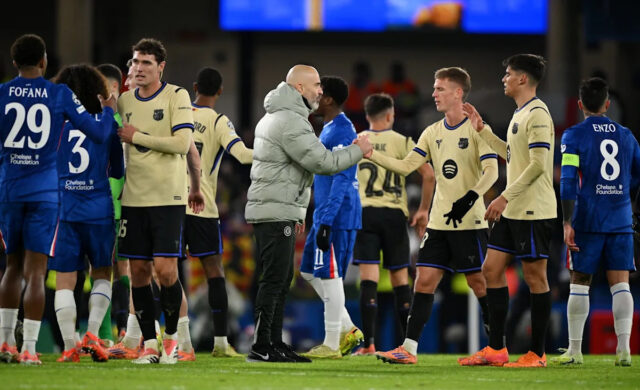 Červená karta Araujo, neexistujúci stred poľa a ďalšie – tri body od Chelsea 3:0 Barcelona
