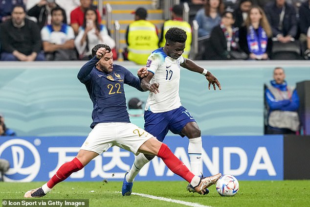 Cesta Anglicka do finále majstrovstiev sveta je odhalená, keď FIFA Anglicko sa vďaka novým pravidlám FIFA o nasadzovaní vyhne stretnutiu s Francúzskom, pokiaľ sa obe krajiny nedostanú do finále majstrovstiev sveta.