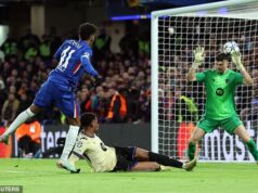 Chelsea 3:0 Barcelona: Zrodila sa hviezda, keď Estevao vyleptal svoje meno spolu s Lionelom Messim a Ronaldinhom, aby rozsvietil modernú klasiku, píše OLIVER HOLT – ale Lamine Yamal nedokáže zažiariť v mizernú noc Chelsea 3:0 Barcelona: Zrodila sa hviezda, keď Estevao vyleptal svoje meno spolu s Lionelom Messim a Ronaldinhom, aby rozsvietil modernú klasiku, píše OLIVER HOLT - ale Lamine Yamal nedokáže zažiariť v mizernú noc