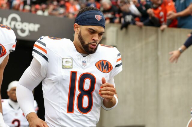 Chicago Bears vs. New York Giants predpokladaná štartovacia zostava a logo pochodového šialenstva