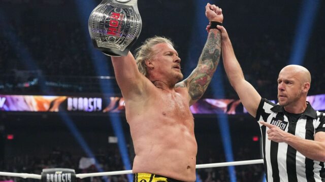 Chris Jericho udeľuje 5 hviezdičiek veľkému nedávnemu zápasu a nepochádza Chris Jericho udeľuje 5 hviezdičiek veľkému nedávnemu zápasu a nepochádza od AEW