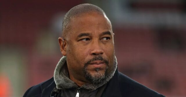 Chyba v sexuálnom videu Liverpoolskej ikony v chválospeve proti Donaldovi John Barnes