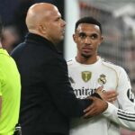 Čo povedal Arne Slot do ucha Trenta Alexandra-Arnolda niekoľko minút po tom, čo Liverpool vypískal | Futbal | Šport