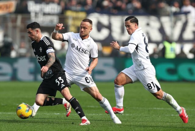 "Conte ako jeho otec"
