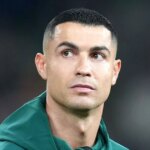 Cristiano Ronaldo sa pozerá