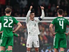 Cristiano Ronaldo zosmiešňovaný fanúšikmi Írska po všemocnej červenej karte v Dubline (Getty Images)