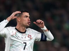 Cristianovi Ronaldovi hrozí suspendácia na majstrovstvách sveta po tom, čo udrel hviezdu Írska lakťom Kapitán Portugalska Cristiano Ronaldo môže kvôli suspendácii vynechať zápasy na posledných majstrovstvách sveta