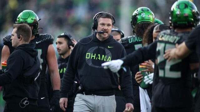 Dan Lanning z Oregonu sa zasadzuje za miesto v CFP Ducks
