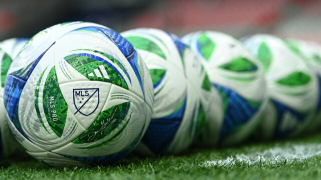 Dan Plumley vyzýva Tottenham, aby sa vyhol ďalšej ságe Morgan Gibbs-White, pokiaľ ide o podpis hviezdy Premier League
