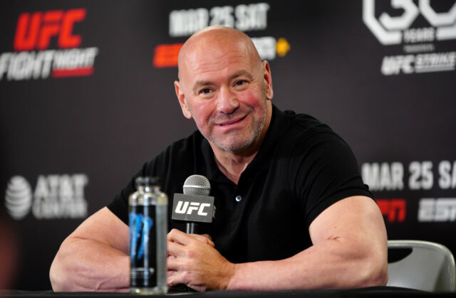 Dana White vyzval, aby po výhre KO odmenil bojujúceho bojovníka UFC bonusom
