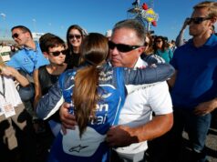 Danica Patrick zdieľa sladký narodeninový odkaz pre svojho otca Danica Patrick zdieľa sladký narodeninový odkaz pre svojho otca