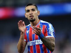 Daniel Muñoz z Crystal Palace reaguje na odkazy PSG Daniel Muñoz z Crystal Palace reaguje na odkazy PSG