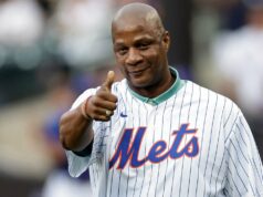 Darryl Strawberry ďakuje Trumpovi za prezidentskú milosť Darryl Strawberry ďakuje Trumpovi za prezidentskú milosť