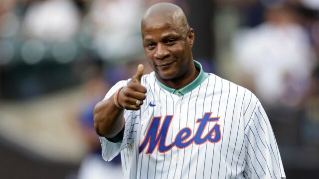 Darryl Strawberry ďakuje Trumpovi za prezidentskú milosť Darryl Strawberry ďakuje Trumpovi za prezidentskú milosť