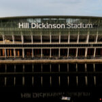 David Moyes upozorňuje na problém na štadióne Hill Dickinson a hovorí, že čas to vyrieši