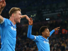 David Neres vysvetľuje neapolskú oslavu a uisťuje, že „nikdy neodišiel“ David Neres vysvetľuje neapolskú oslavu a uisťuje, že „nikdy neodišiel“