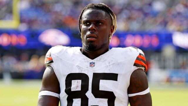 David Njoku z Browns bol „tak šťastný“, že nebol vymenený David Njoku z Browns bol „tak šťastný“, že nebol vymenený v uzávierke NFL