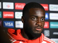 Dayot Upamecano prerušil mlčanie, keď sa objavila situácia trojstranného prestupu, ktorá zahŕňala Liverpool Dayot Upamecano