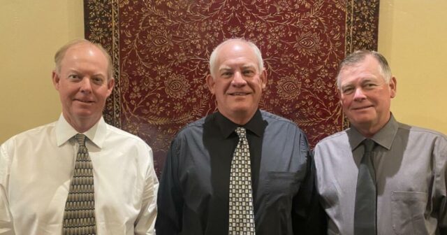 Dean Herrington pôsobí ako futbalový tréner v St. Francis
