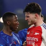 Moises Caicedo sa stretne s Declanom Riceom