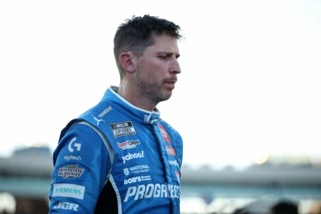Denny Hamlin je sklamaný, pretože ďalšia dominantná sezóna NASCAR končí bez prvenstva
