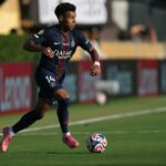 Désiré Doué z PSG by sa mohol vrátiť v roku 2025