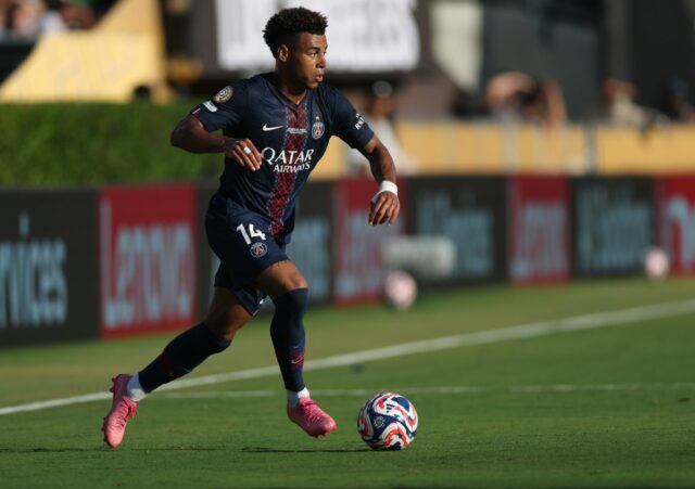 Désiré Doué z PSG by sa mohol vrátiť v roku 2025
