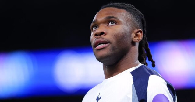 Destiny Udogie bude spolupracovať s trénermi Tottenhamu po návrate z pár dní voľna počas tejto reprezentačnej prestávky