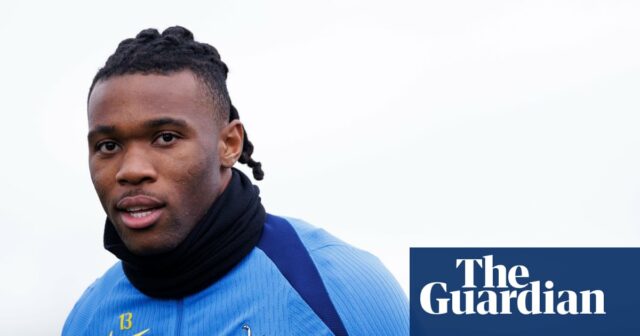 Destiny Udogie odhalený ako futbalista, ktorý sa údajne vyhrážal namierenou zbraňou agentovi | Tottenham Hotspur
