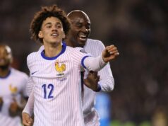 Didier Deschamps o Maghnes Akliouche: „Postúpil o stupienok vyššie.“ Didier Deschamps o Maghnes Akliouche: "Postúpil o stupienok vyššie."