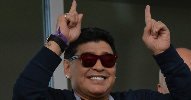 Diego Maradona bol futbalovou legendou pre svoje vyčíňanie na ihrisku i mimo neho