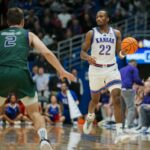 'Dobré pre našu hru': Č. 19 Kansas, č. 25 UNC sú pripravené na súboj na začiatku sezóny