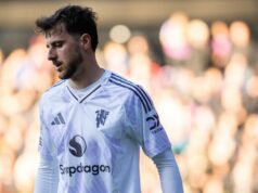 Dojemné gesto Leny Yoro od Masona Mounta hovorí veľa po víťazstve v Man Utd Mason Mount