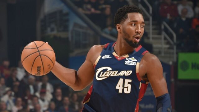 Donovan Mitchell pripisuje zásluhy NBA 2K trash talkerovi za najlepší Donovan Mitchell pripisuje zásluhy NBA 2K trash talkerovi za najlepší sezónny výkon