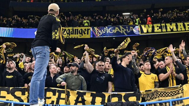 Dortmund vedie cestu, keď nemeckí fanúšikovia pretvárajú, čo znamená podporovať Dortmund vedie cestu, keď nemeckí fanúšikovia pretvárajú, čo znamená podporovať klub
