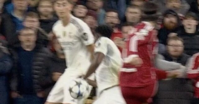 Liverpoolu bola penalta zamietnutá