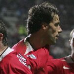 Wayne Rooney oslavuje s Man Utd.