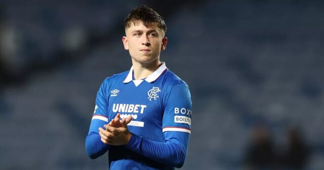 Tínedžer z Tottenhamu Hotspur Mikey Moore vsietil cez víkend svoj prvý gól za Rangers, aby naštartoval svoje hosťovanie.