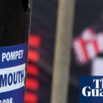 Dvaja fanúšikovia Portsmouthu dostali zákaz sledovať derby v Southamptone po tom, čo sa vydávali za stewardov | futbal